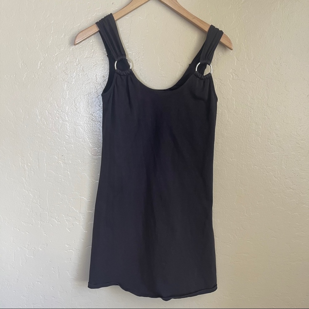 Bra tops back top with circular rings. Small